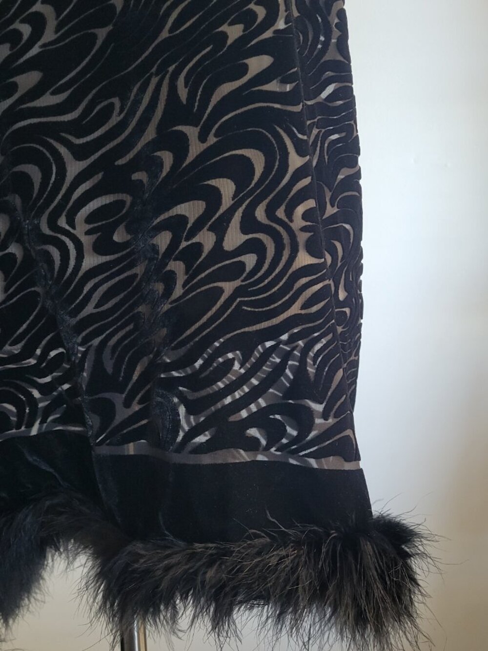 Chico’s Black Burnout Velvet Poncho with Faux Fur Fringe Accents - Picture 6 of 10